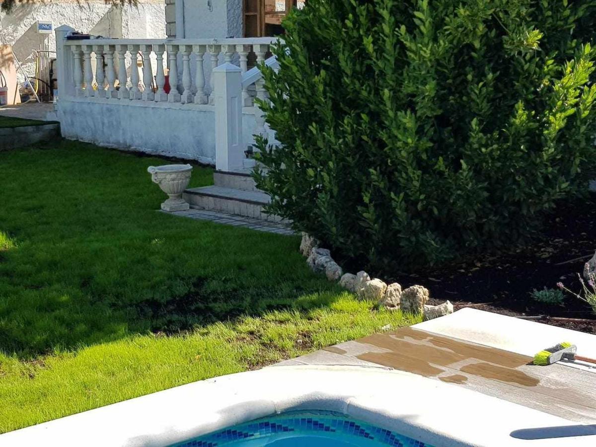 וייאדוליד Casa De Campo Con Piscina 12 Personas מראה חיצוני תמונה