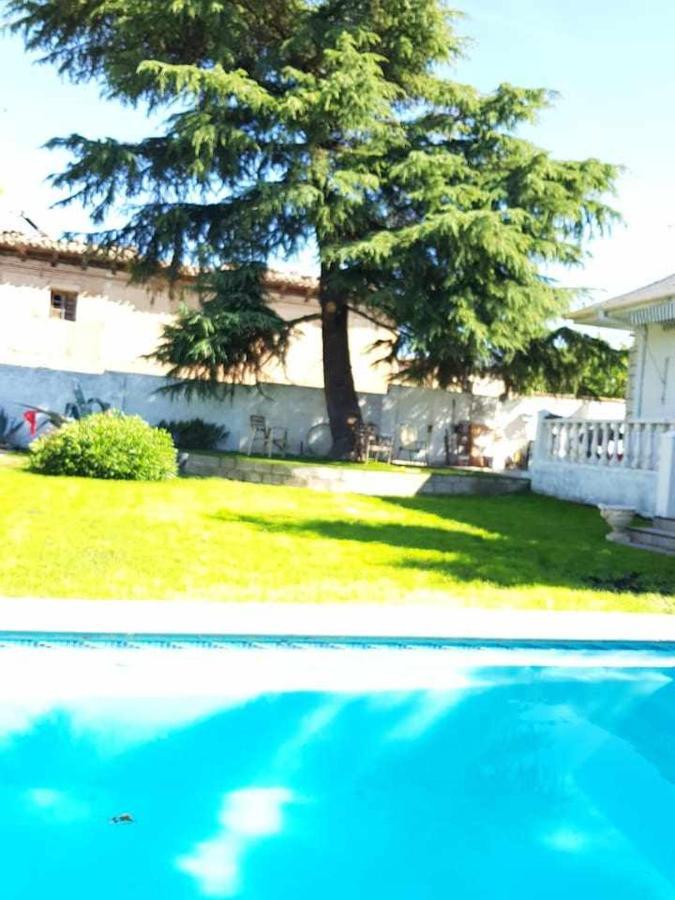 וייאדוליד Casa De Campo Con Piscina 12 Personas מראה חיצוני תמונה